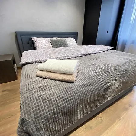 Rentnow Large And Cozy Apartment In The Center, Parking Chisinau Exterior photo
