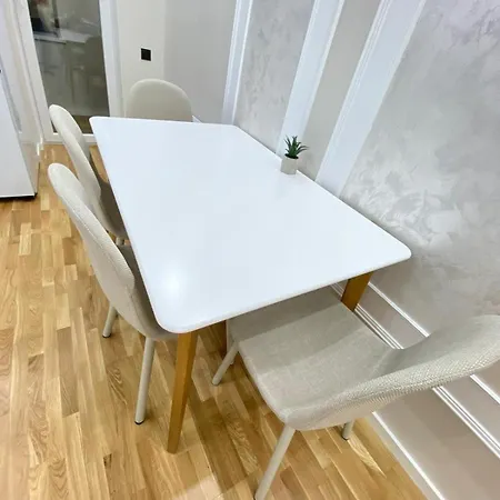 Rentnow Large And Cozy Apartment In The Center, Parking Chisinau Exterior photo