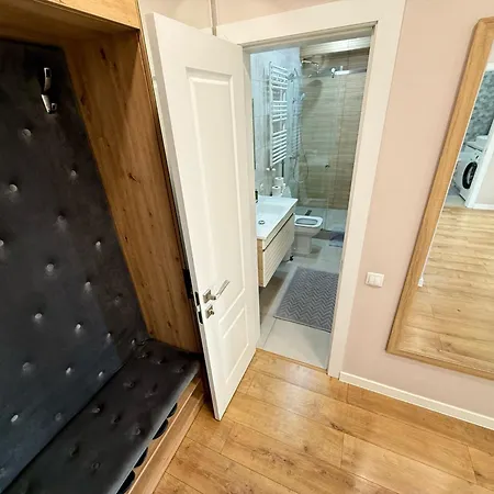 Rentnow Large And Cozy Apartment In The Center, Parking Chisinau Exterior photo