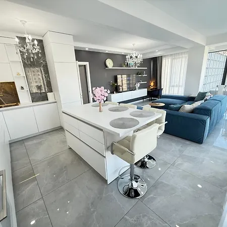 Rentnow Large And Cozy Apartment In The Center, Parking Chisinau Exterior photo