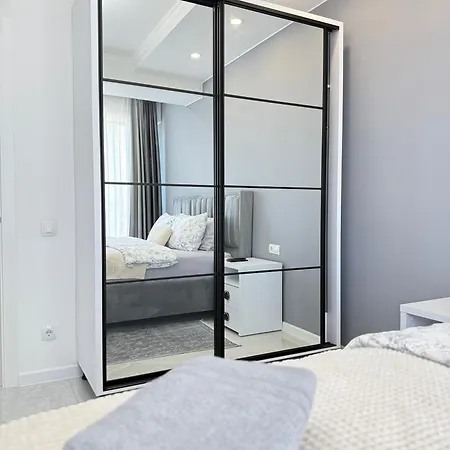 Rentnow Large And Cozy Apartment In The Center, Parking Chisinau Exterior photo