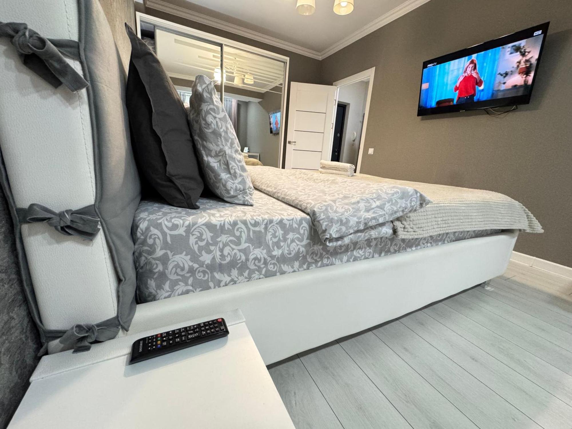 Rentnow Large And Cozy In The Center, Parking Kişinev